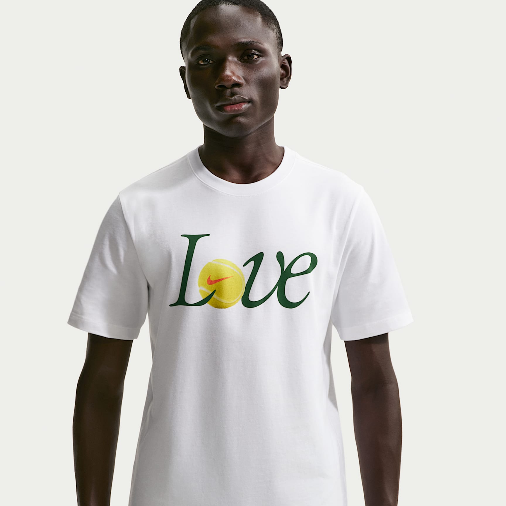 NikeCourt Men's Tennis T-Shirt. Nike.com